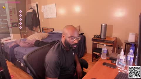 Chuck Daily online show from December 7, 11:34 pm