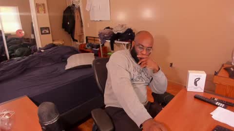 Chuck Daily online show from December 22, 12:38 pm