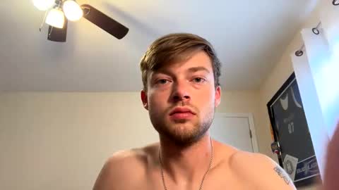 mrcoolguy68 online show from April 29, 3:38 pm