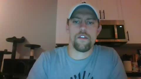 Snapshot of mrcumfixit chatting on September 26, 12:36 am mrcumfixit online show from September 26, 12:36 am