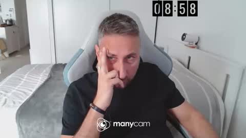 mrdr000 online show from March 26, 7:58 am