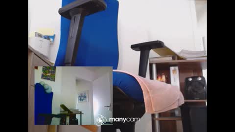 Snapshot of mrduplo1975 chatting on May 9, 11:15 am MrJohnsen1975 online show from May 9, 11:15 am