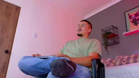 Mr Fox online show from February 28, 4:41 pm