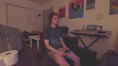 Ian online show from April 13, 7:03 am