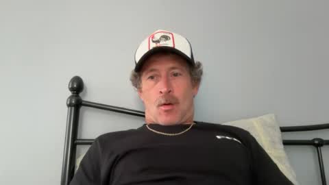 mrgoodkat79 online show from July 13, 3:48 pm