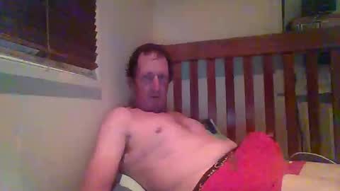 Snapshot of mrgray11xxx chatting on January 18, 10:28 am mrgray11xxx aussie online show from January 18, 10:28 am