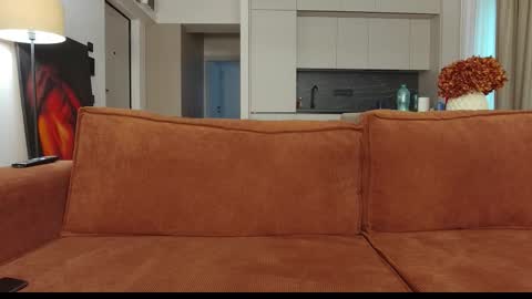 Snapshot of mrgreeneyes01 chatting on November 27, 7:10 am juan luis online show from November 27, 7:10 am