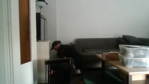 Snapshot of mrhandsomelovee chatting on February 2, 8:57 am Nikola online show from February 2, 8:57 am