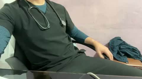 MrHeart online show from March 10, 2:27 am