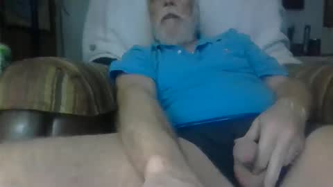 Snapshot of mrhollar chatting on January 7, 11:51 pm mrhollar online show from January 7, 11:51 pm