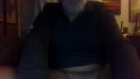 Snapshot of mrhollar chatting on January 14, 1:44 am mrhollar online show from January 14, 1:44 am