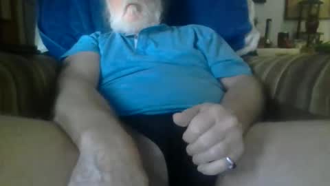 Snapshot of mrhollar chatting on March 1, 12:18 pm mrhollar online show from March 1, 12:18 pm