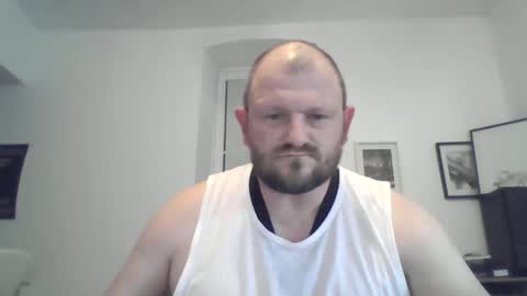 mrhotsex69 online show from December 18, 7:42 pm