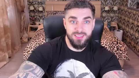 mrkarlhot99 online show from February 11, 9:53 am