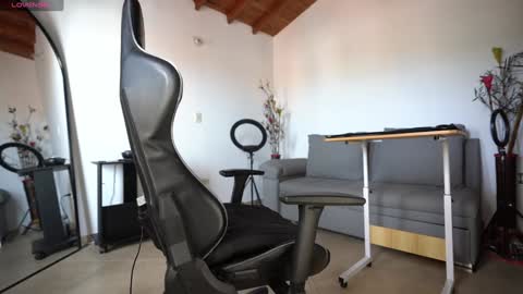 Snapshot of mrlouiss chatting on January 6, 7:24 pm Luis Instagram online show from January 6, 7:24 pm