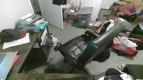 Snapshot of mrman521 chatting on December 31, 1:52 pm mrman521 online show from December 31, 1:52 pm