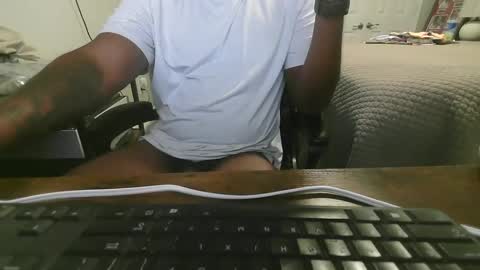 Snapshot of mrman521 chatting on October 9, 12:25 pm mrman521 online show from October 9, 12:25 pm