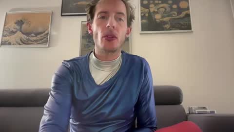 Snapshot of mrmooser42 chatting on December 1, 9:48 pm TaleOfLaura online show from December 1, 9:48 pm