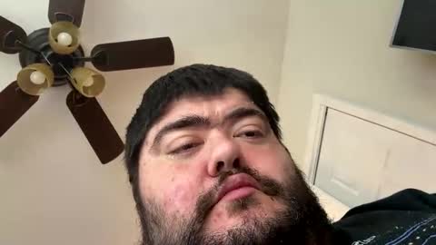 Snapshot of mrorange50187 chatting on December 5, 9:00 pm mrorange50187 online show from December 5, 9:00 pm