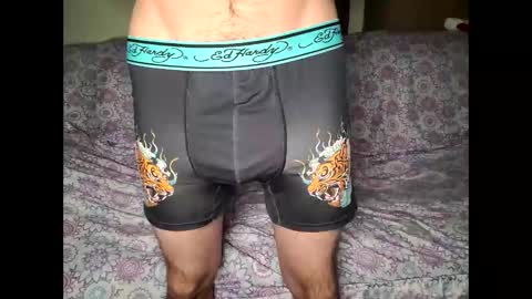 Snapshot of mrporno999 chatting on December 20, 11:17 am mrporno999 online show from December 20, 11:17 am