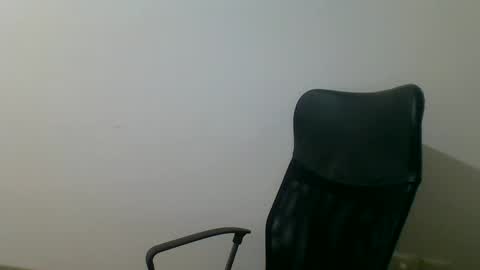 Snapshot of mrralph__90 chatting on December 5, 2:55 pm Mrralph online show from December 5, 2:55 pm