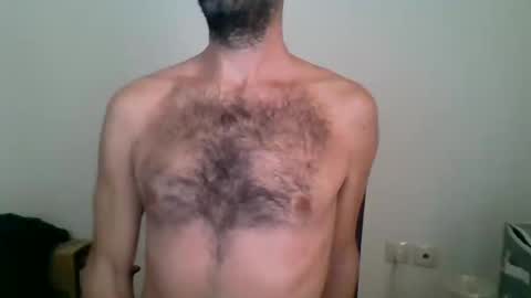 Snapshot of mrralph__90 chatting on October 25, 9:39 am Mrralph online show from October 25, 9:39 am