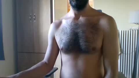 Snapshot of mrralph__90 chatting on June 3, 4:23 pm Mrralph online show from June 3, 4:23 pm