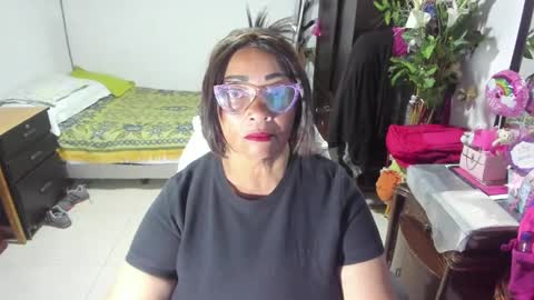 Snapshot of mrs_mommy chatting on March 2, 9:54 pm mrs_mommy online show from March 2, 9:54 pm