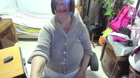 Snapshot of mrs_mommy chatting on March 8, 4:39 pm mrs_mommy online show from March 8, 4:39 pm