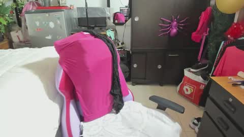 Snapshot of mrs_mommy chatting on November 24, 10:42 pm mrs_mommy online show from November 24, 10:42 pm