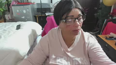 Snapshot of mrs_mommy chatting on November 26, 6:31 pm mrs_mommy online show from November 26, 6:31 pm