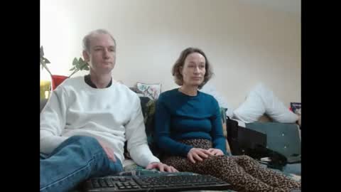 Mrs Velvet Vixen online show from December 17, 8:45 am