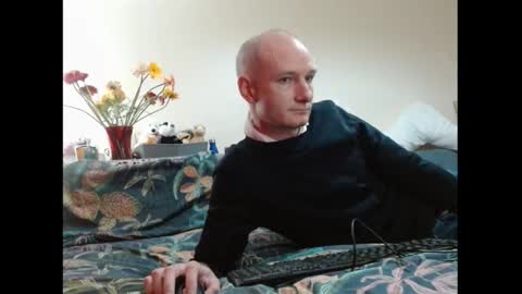 Mrs Velvet Vixen online show from October 13, 7:30 am