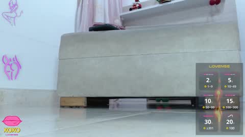 Snapshot of mrskatty chatting on December 12, 11:50 am Tell me Katty online show from December 12, 11:50 am