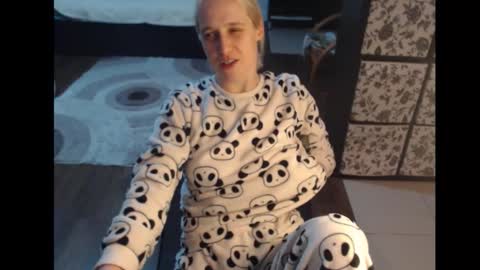 Sasha online show from November 5, 5:02 pm