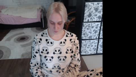 Sasha online show from April 5, 12:13 pm