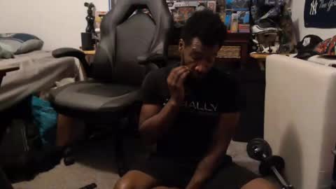 Snapshot of mrsoonicexrated chatting on September 21, 9:11 am mrsoonicexrated online show from September 21, 9:11 am