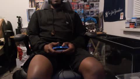 Snapshot of mrsoonicexrated chatting on October 4, 4:32 am mrsoonicexrated online show from October 4, 4:32 am