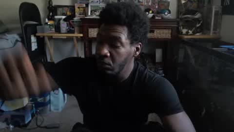 Snapshot of mrsoonicexrated chatting on November 15, 2:24 pm mrsoonicexrated online show from November 15, 2:24 pm