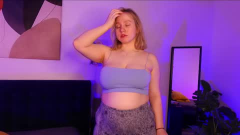 Molly online show from February 24, 5:43 am