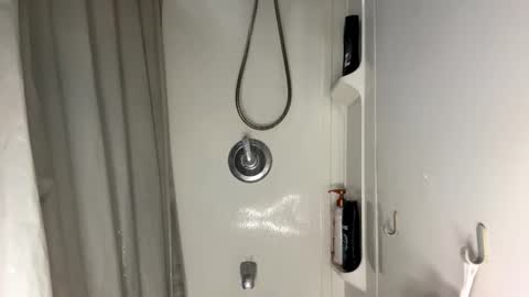 mrsschwing online show from April 12, 5:01 am