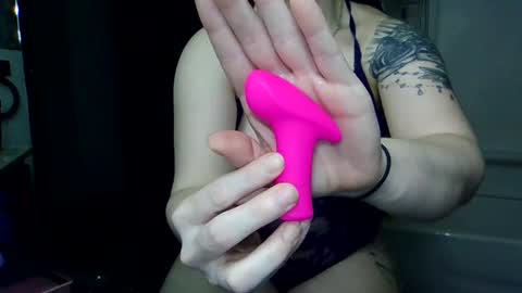 Snapshot of mrstxoxo4594 chatting on May 5, 6:54 am Mrstxoxo4594 online show from May 5, 6:54 am