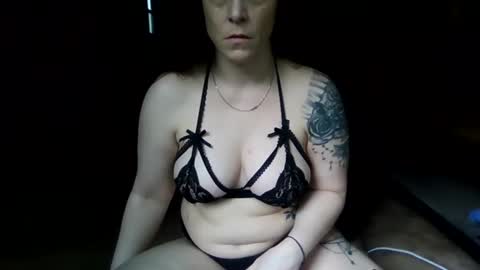 Snapshot of mrstxoxo4594 chatting on June 1, 3:14 pm Mrstxoxo4594 online show from June 1, 3:14 pm