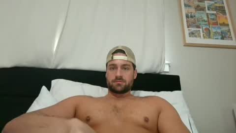 mrthickly818 online show from March 26, 2:44 pm