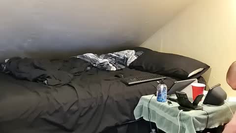 mrxhere online show from December 7, 3:52 pm