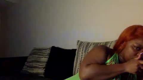 Snapshot of ms_bankz chatting on March 2, 2:25 am ms_bankz online show from March 2, 2:25 am