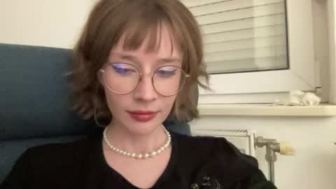 Snapshot of ms_christiana chatting on May 4, 9:22 pm ms_christiana online show from May 4, 9:22 pm