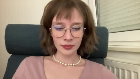 Snapshot of ms_christiana chatting on May 5, 7:33 pm ms_christiana online show from May 5, 7:33 pm