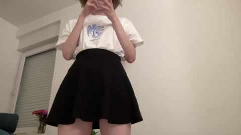 Snapshot of ms_christiana chatting on May 7, 7:52 pm ms_christiana online show from May 7, 7:52 pm