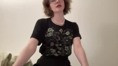 Snapshot of ms_christiana chatting on May 25, 9:21 pm ms_christiana online show from May 25, 9:21 pm